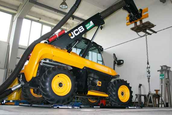 Test of telehandler - lifting force