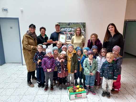Kindergarten zu Besuch am FJ