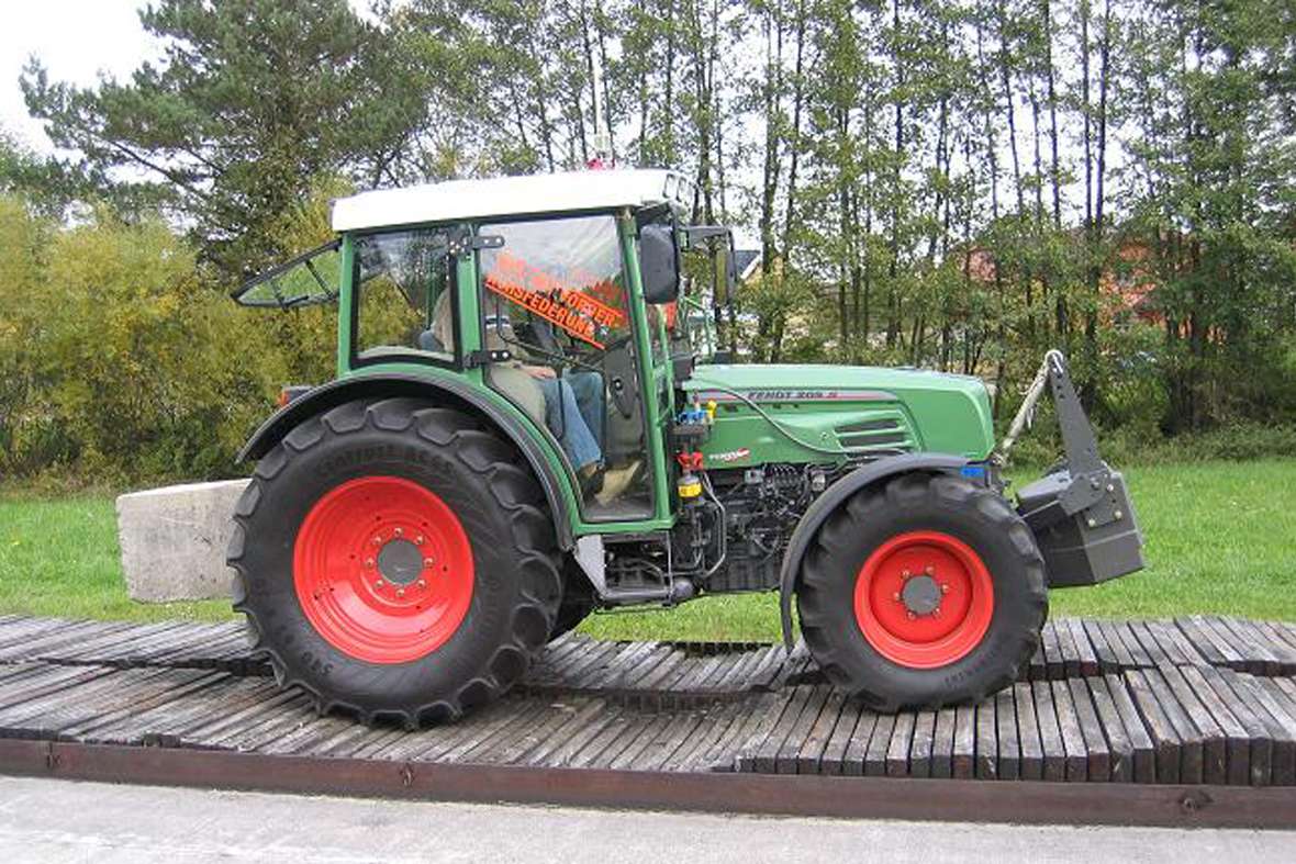Tractor on the Bumpy track for vibration measurements