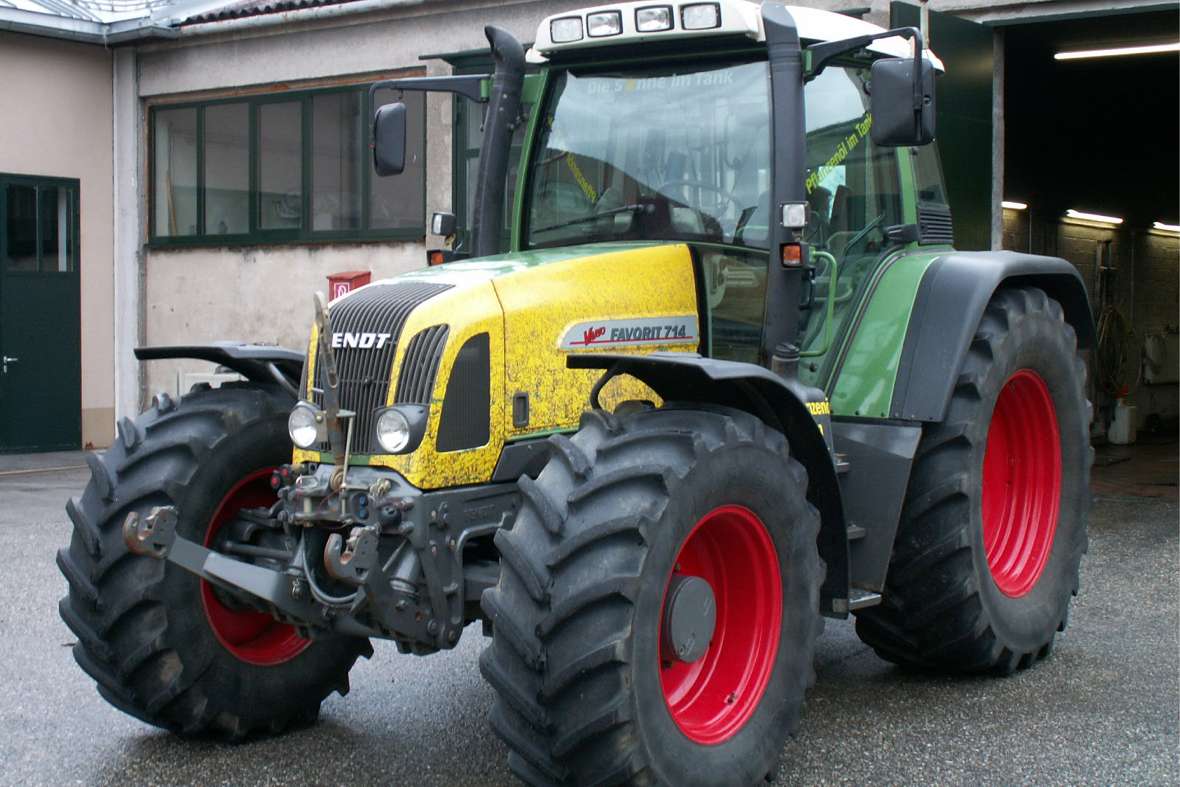 Tractor