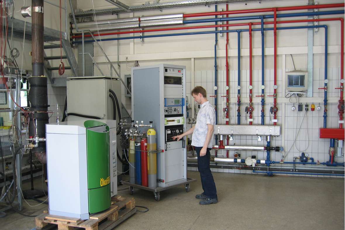 Test bench for biomass boilers