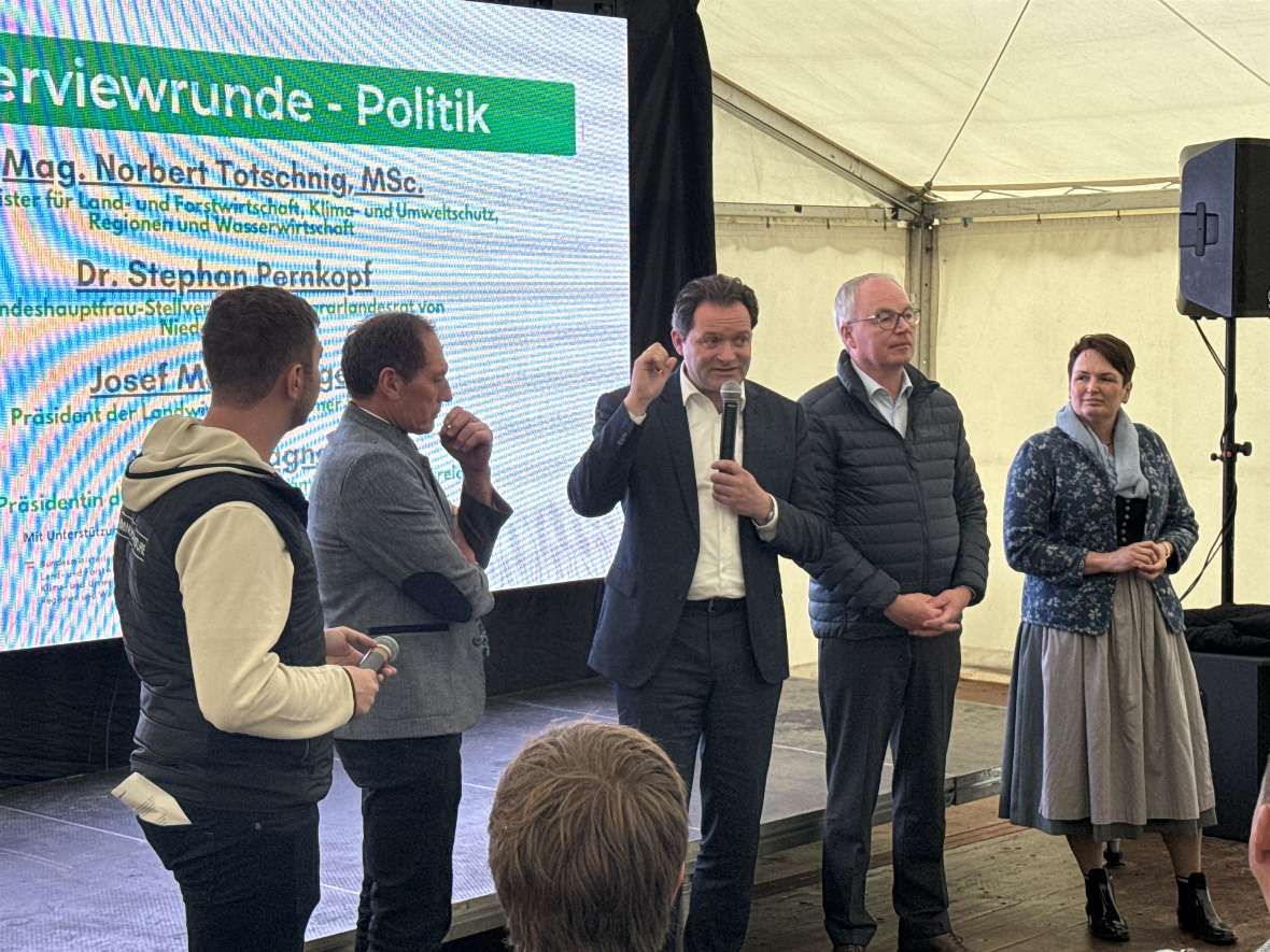 "Voraus säen" Feldtag Interviewrunde Politik